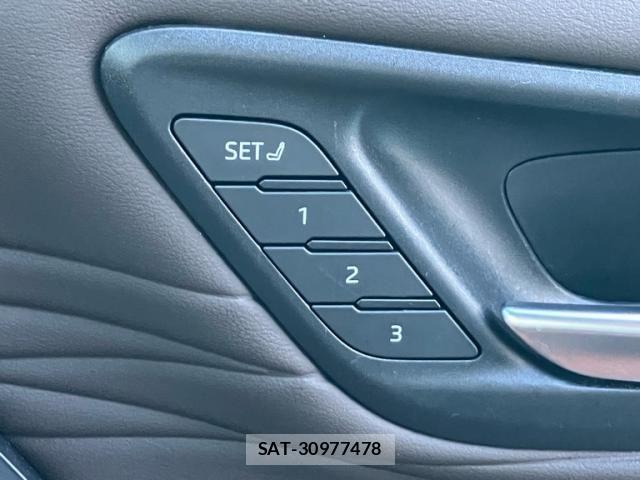 Toyota VELLFIRE 2023-10 7562998-13