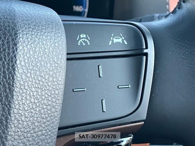 Toyota VELLFIRE 2023-10 7562998-15