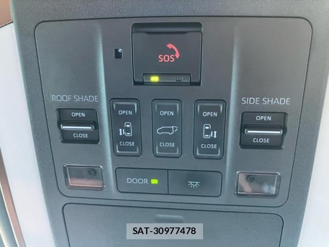 Toyota VELLFIRE 2023-10 7562998-27