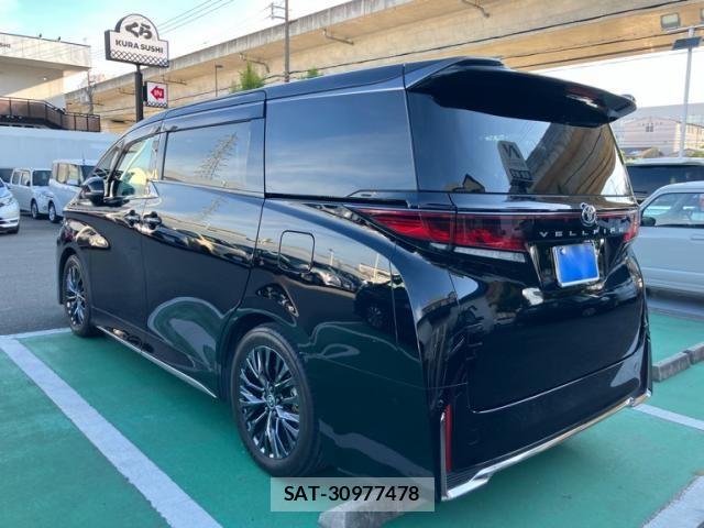 Toyota VELLFIRE 2023-10 7562998-2