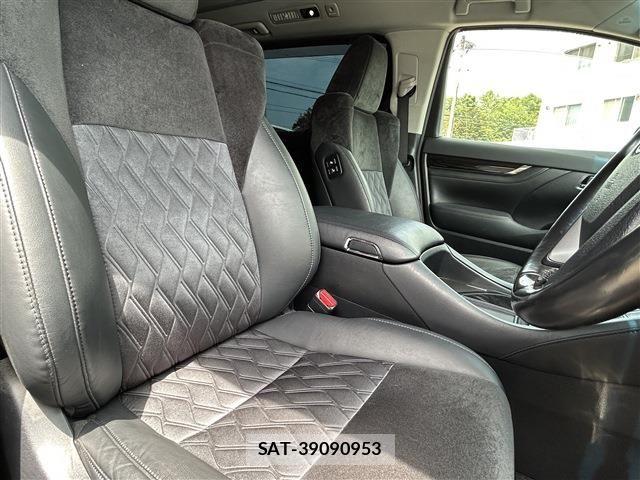 Toyota VELLFIRE 2017-06 7620904-21