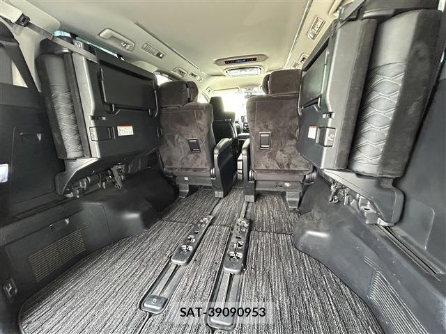 Toyota VELLFIRE 2017-06 7620904-27