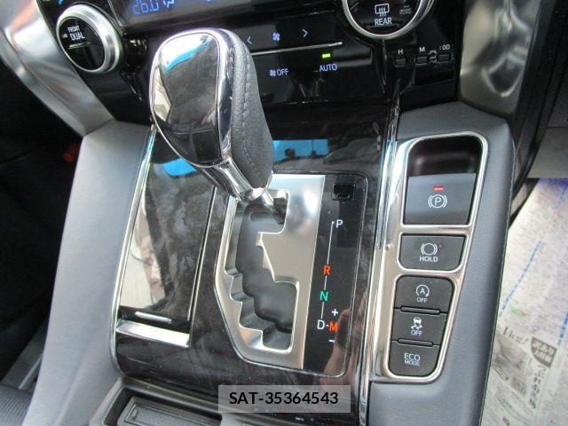 Toyota VELLFIRE 2018-08 7620905-11