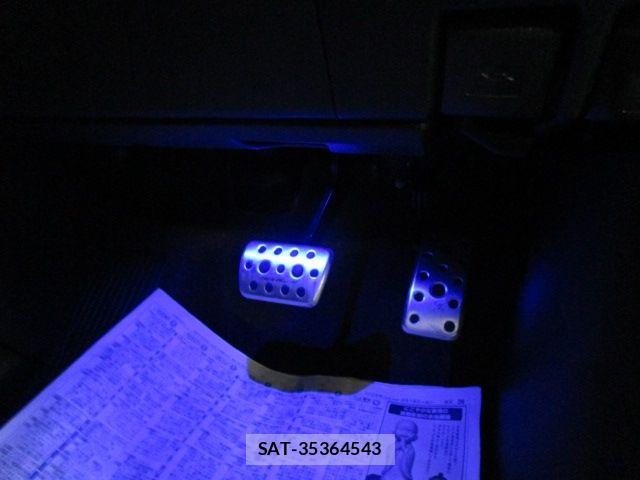 Toyota VELLFIRE 2018-08 7620905-22
