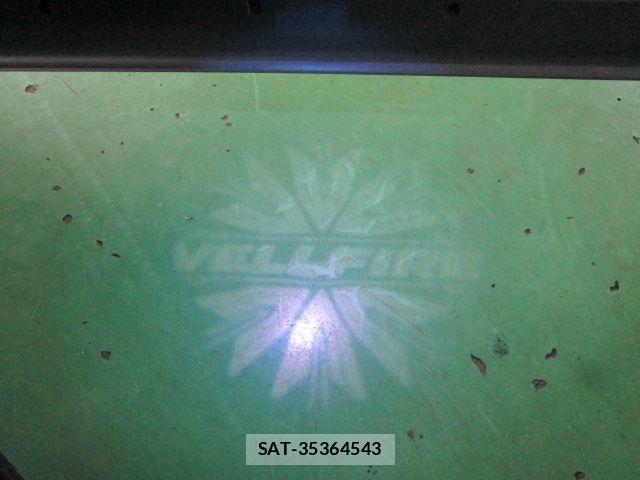Toyota VELLFIRE 2018-08 7620905-23