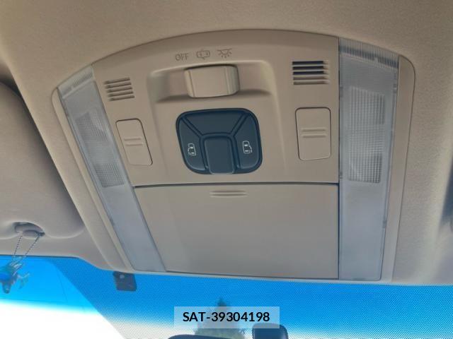 Toyota VELLFIRE 2012-06 7620917-28