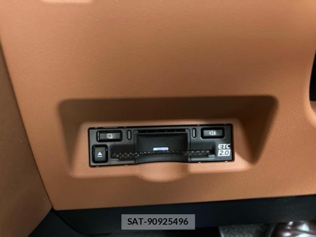 Toyota VELLFIRE 2023-09 7620902-19