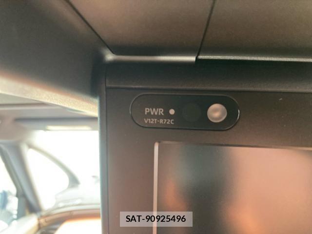 Toyota VELLFIRE 2023-09 7620902-23