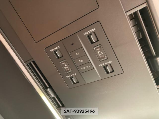 Toyota VELLFIRE 2023-09 7620902-24