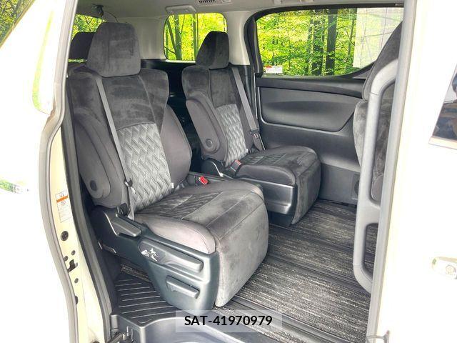 Toyota VELLFIRE 2019-09 7620901-9