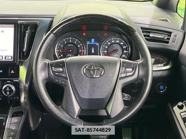 Toyota VELLFIRE 2017-01 7730027-11