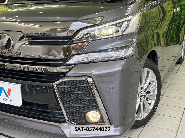 Toyota VELLFIRE 2017-01 7730027-12