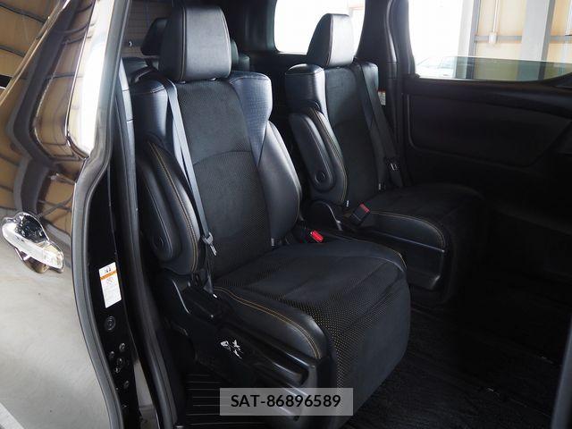 Toyota VELLFIRE 2016-11 7789978-24