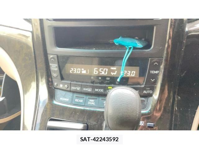 Toyota VELLFIRE 2010-06 7880127-17