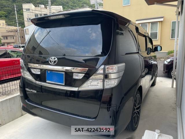 Toyota VELLFIRE 2010-06 7880127-1