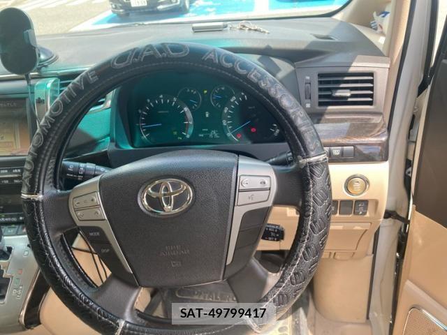 Toyota VELLFIRE 2012-02 7981379-13