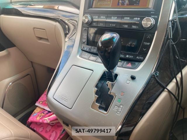 Toyota VELLFIRE 2012-02 7981379-16