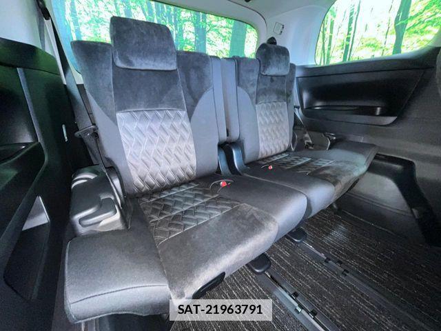 Toyota VELLFIRE 2018-09 7981377-9
