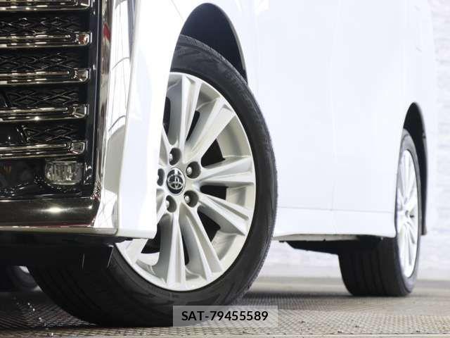 Toyota VELLFIRE 2018-08 8038860-18