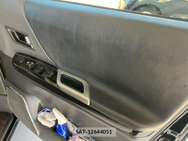 Toyota VELLFIRE 2013-07 8038861-9