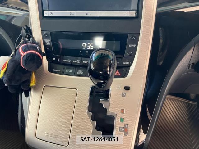 Toyota VELLFIRE 2013-07 8038861-12