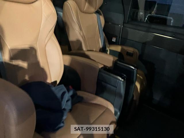 Toyota VELLFIRE 2025-07 8038859-17