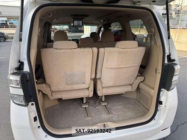 Toyota VELLFIRE 2008-09 8075972-24