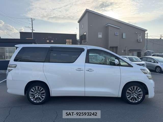 Toyota VELLFIRE 2008-09 8075972-4