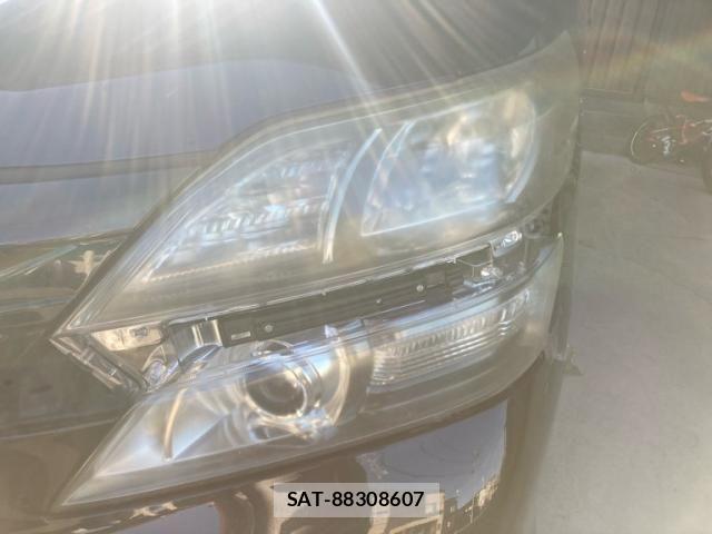 Toyota VELLFIRE 2010-06 8075975-9