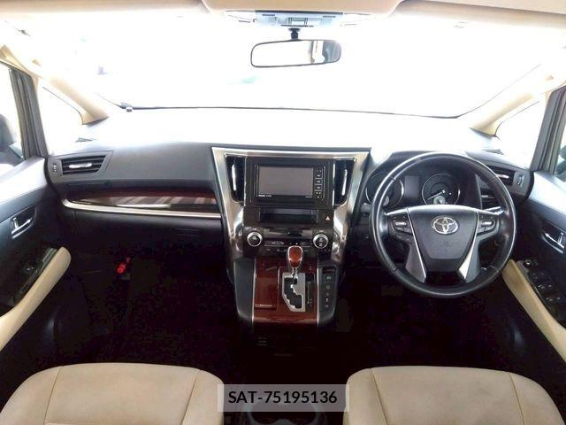 Toyota VELLFIRE 2017-08 8102348-17
