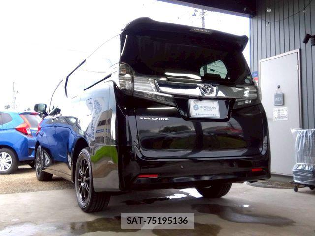 Toyota VELLFIRE 2017-08 8102348-4