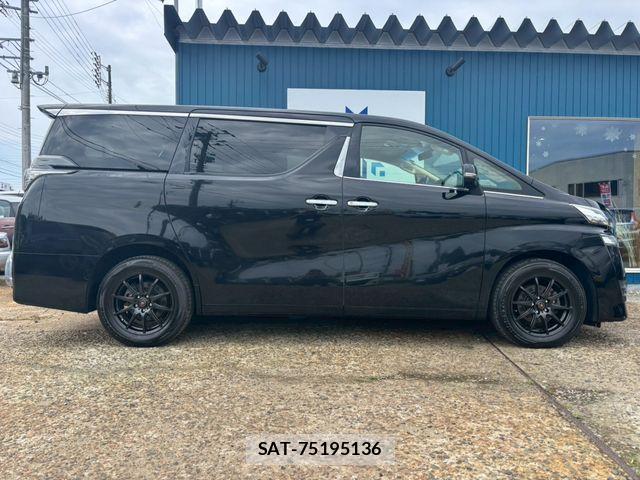 Toyota VELLFIRE 2017-08 8102348-7