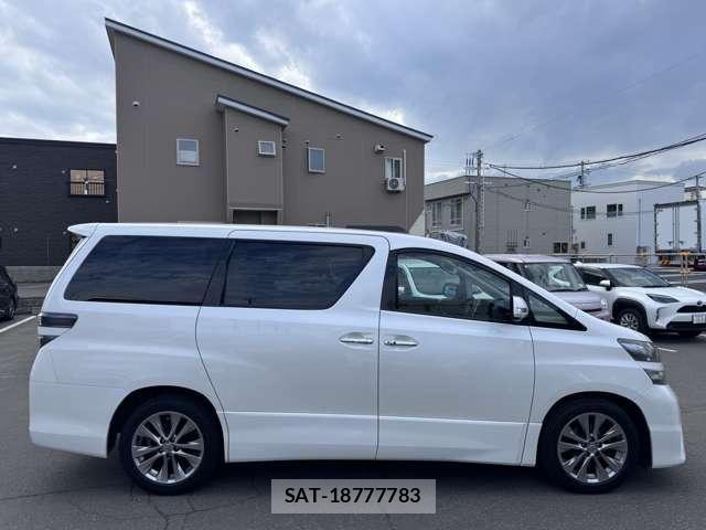 Toyota VELLFIRE 2011-07 8102351-4