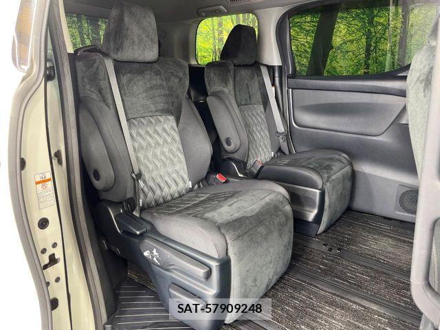 Toyota VELLFIRE 2018-06 8146890-8