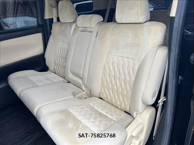 Toyota VELLFIRE 2018-06 8159432-15