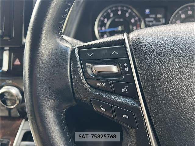 Toyota VELLFIRE 2018-06 8159432-25