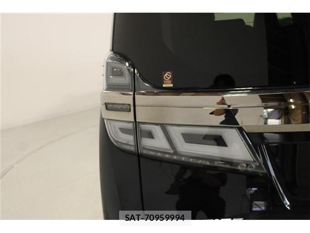 Toyota VELLFIRE 2020-04 8159431-19