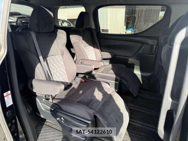 Toyota VELLFIRE 2019-02 8159430-12