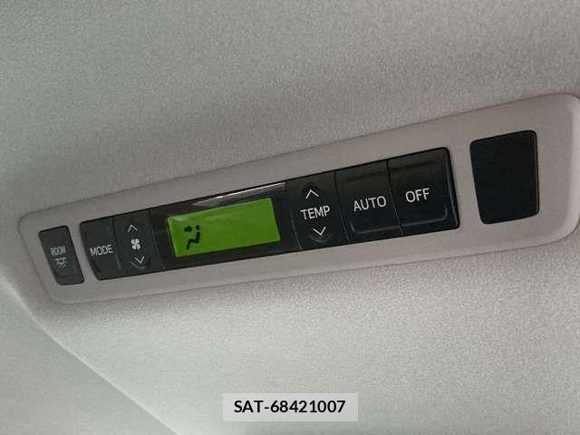 Toyota VELLFIRE 2013-12 8210741-17