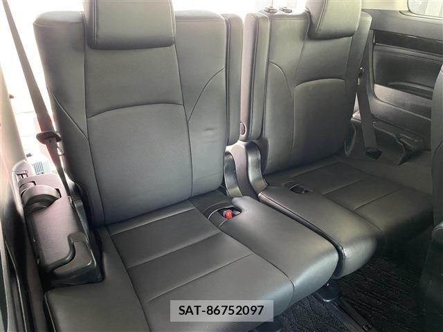 Toyota VELLFIRE 2017-11 8210739-15