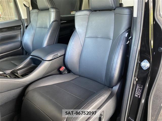 Toyota VELLFIRE 2017-11 8210739-18