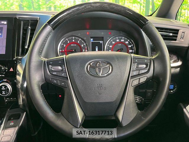 Toyota VELLFIRE 2020-05 8210735-11
