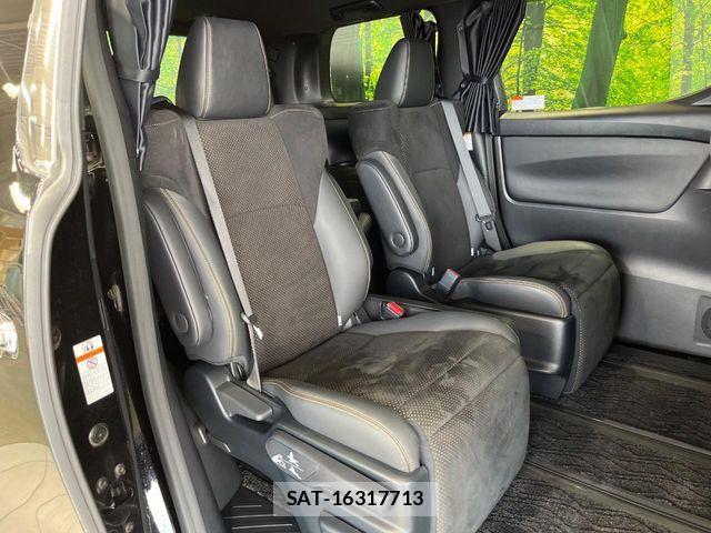 Toyota VELLFIRE 2020-05 8210735-8