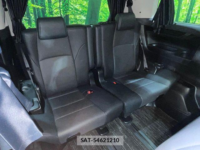 Toyota VELLFIRE 2018-08 8210736-10