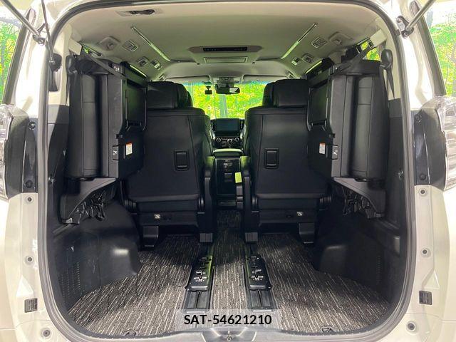 Toyota VELLFIRE 2018-08 8210736-11