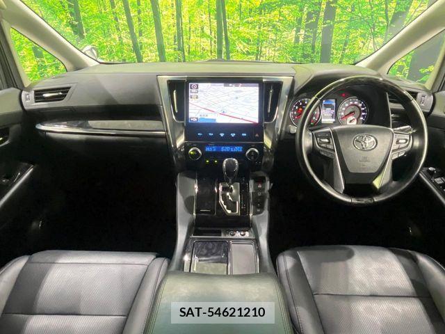 Toyota VELLFIRE 2018-08 8210736-1