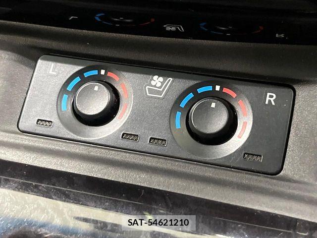 Toyota VELLFIRE 2018-08 8210736-7