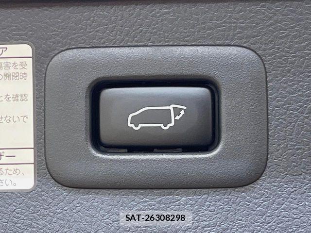 Toyota VELLFIRE 2018-08 8210738-6