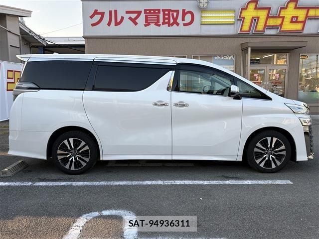 Toyota VELLFIRE 2019-04 8210737-3