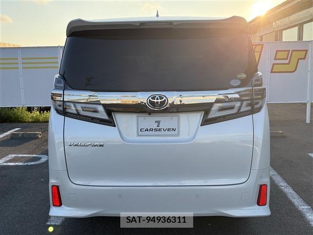 Toyota VELLFIRE 2019-04 8210737-5